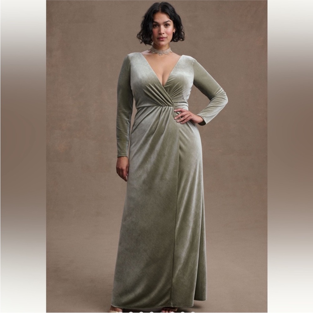 NWT Jenny Yoo Ryland Velvet Gown Sage Sz 22